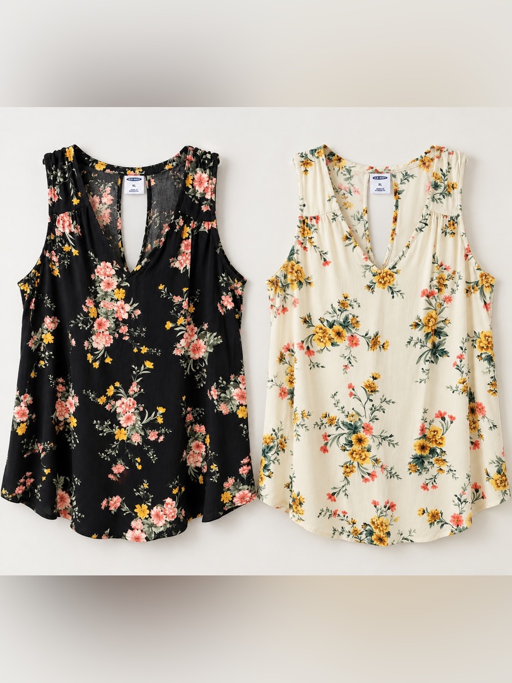 2 Piece Sleeveless Bundle Old Navy Women’s XL Floral V Neck Blouses